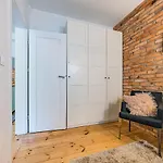 Pomorskie Enter House *